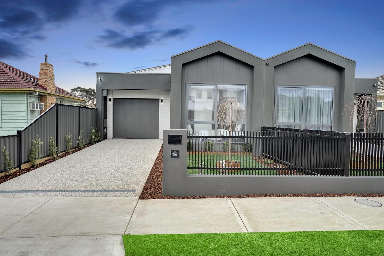 Valerian Avenue 9